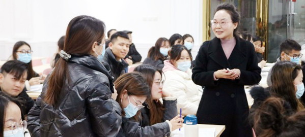 榆阳 专家指导+名师授课+培优补弱+日清月结的教学模式