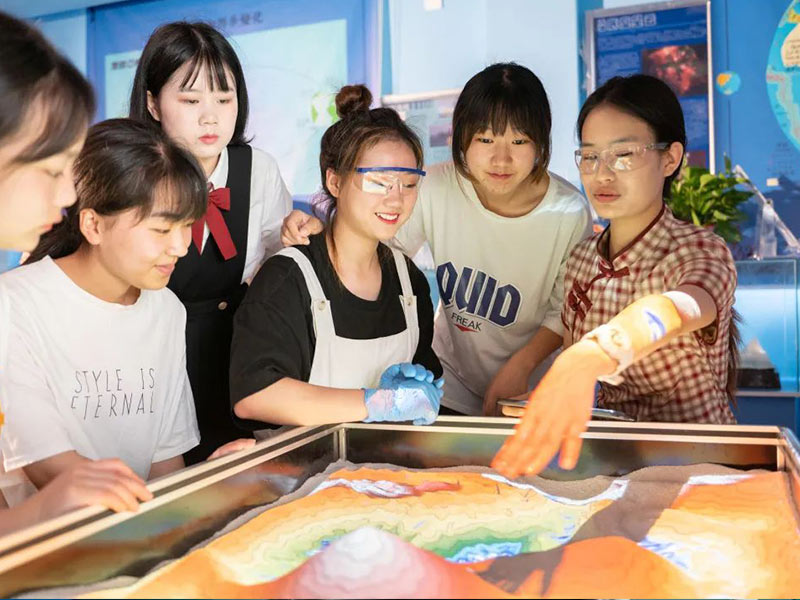 榆阳数字化地理实验室