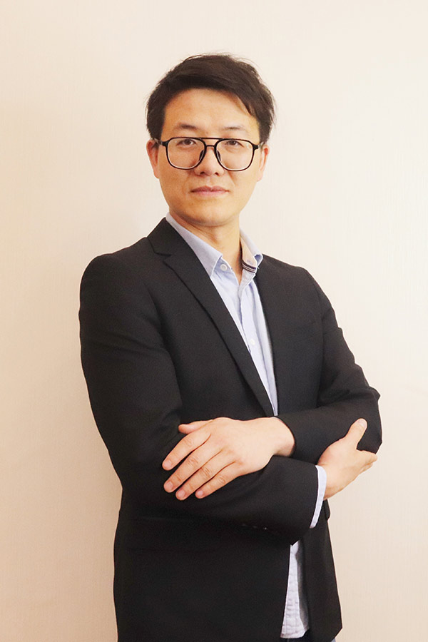 榆阳李林科 本科学历,毕业于西安石油大学