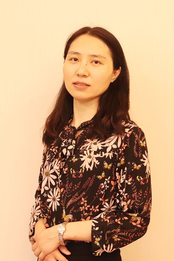 榆阳王晓娜 研究生学历,毕业于华南师范大学
